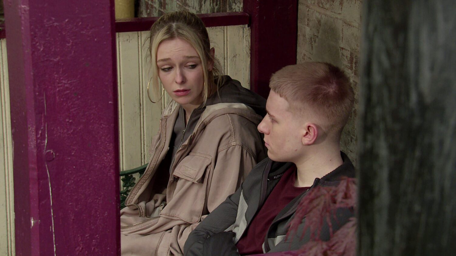 Lauren looks upset in Coronation Street with Max
