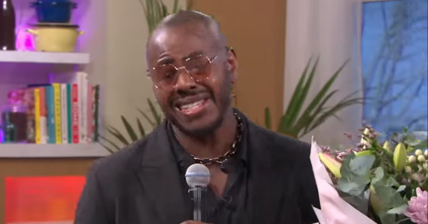 Vanessa Feltz's ex Ben singing