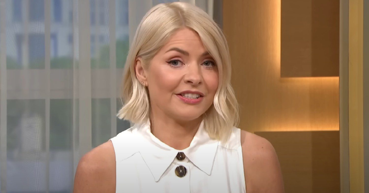Holly Willoughby speaking to viewers on This Morning