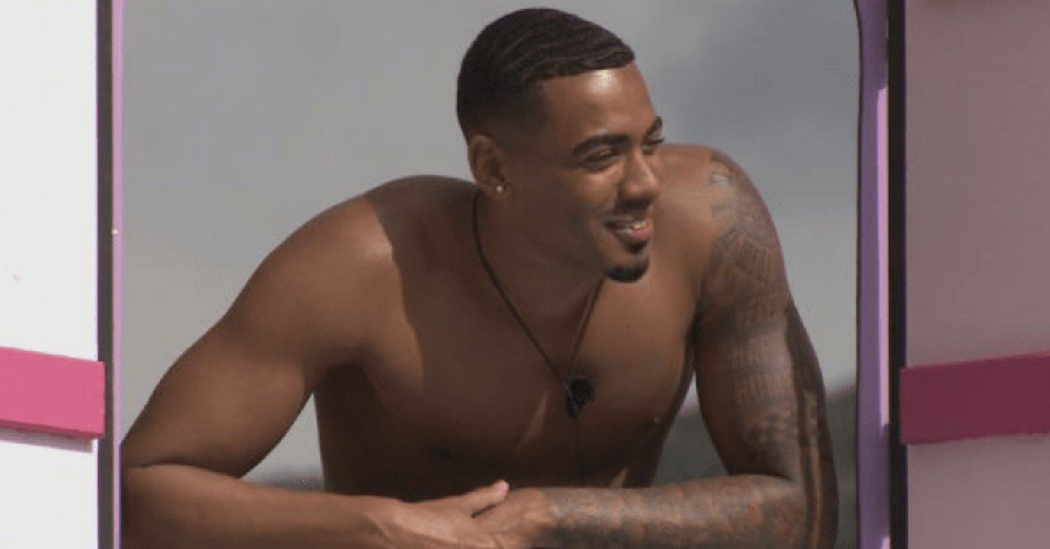 Tyrique smiling on Love Island