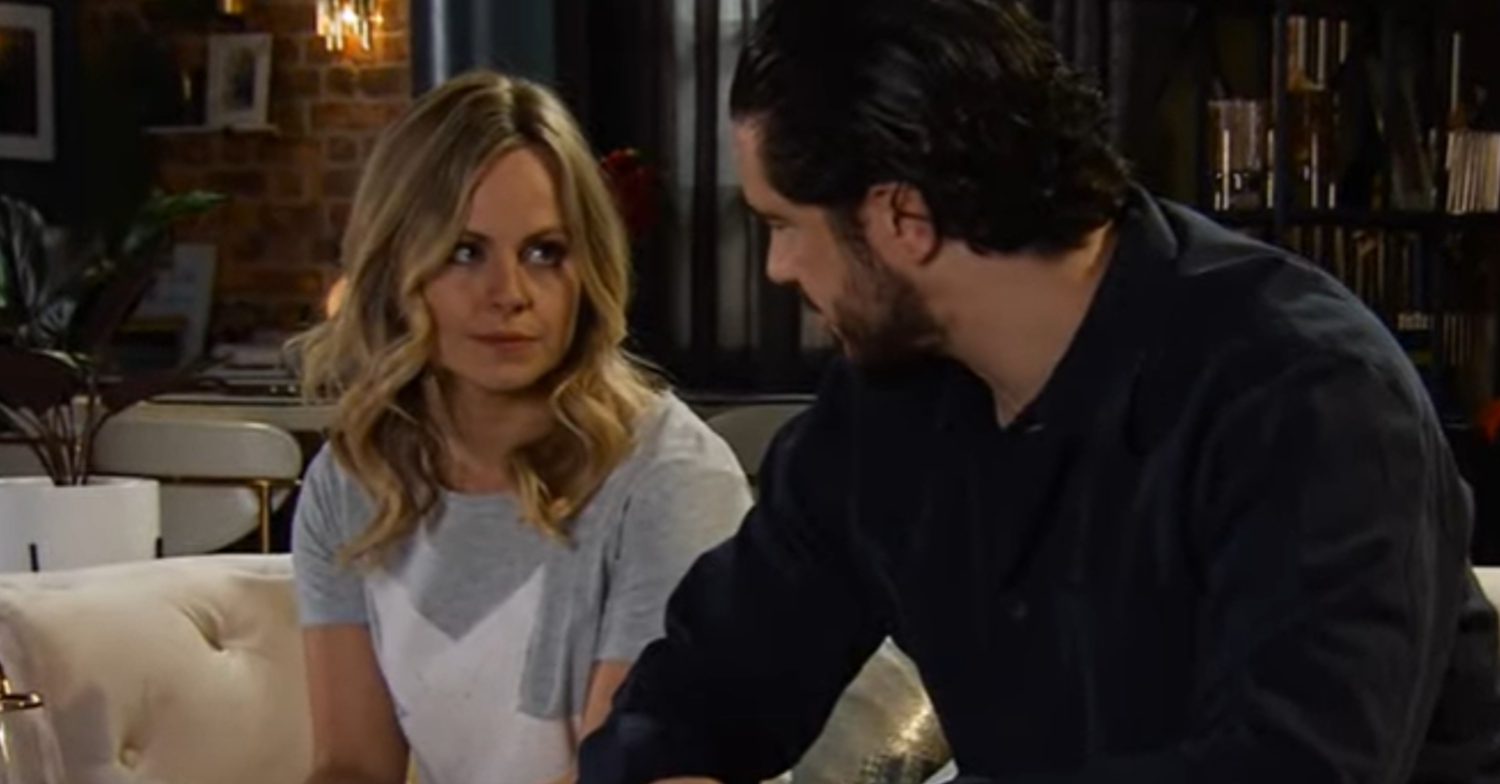 Coronation Street's Sarah is speaking to Adam on the sofa