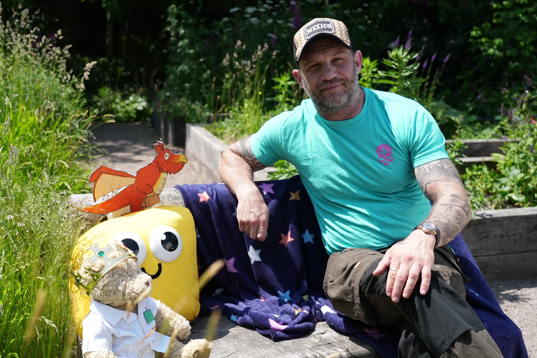 Tom Hardy on CBeebies' Bedtime Stories