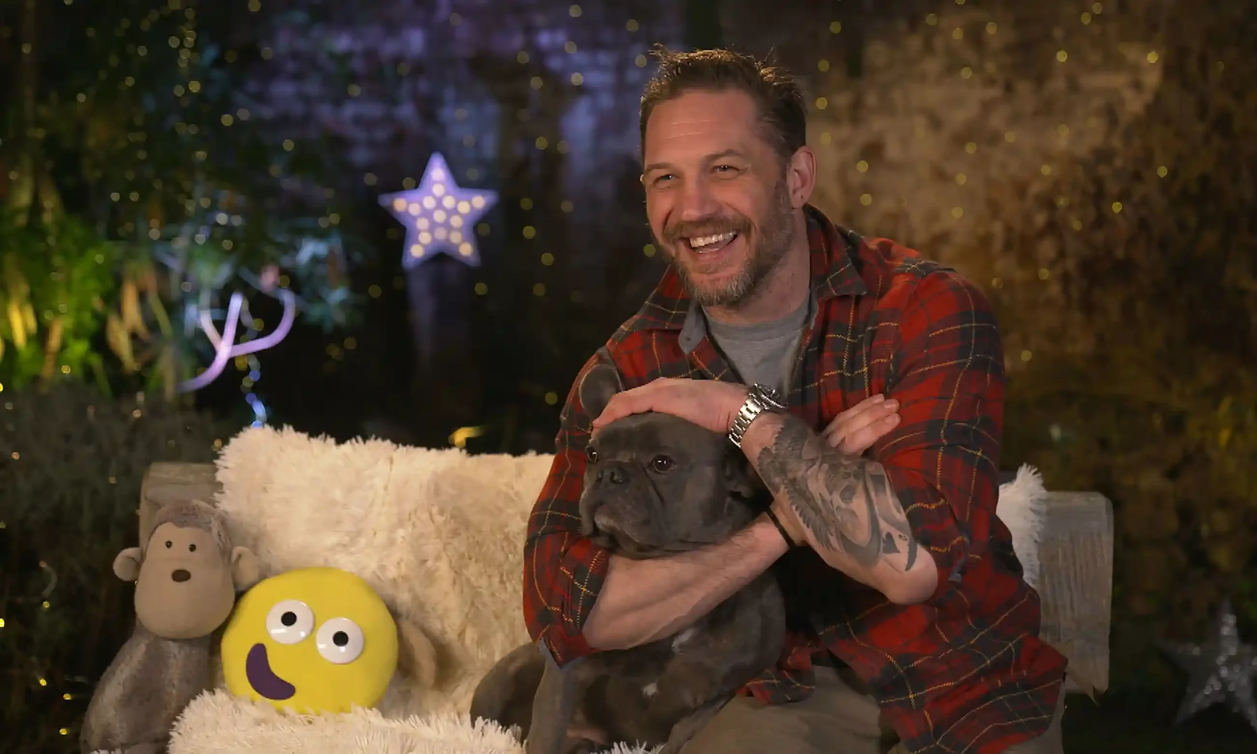 Tom Hardy on CBeebies' Bedtime Stories