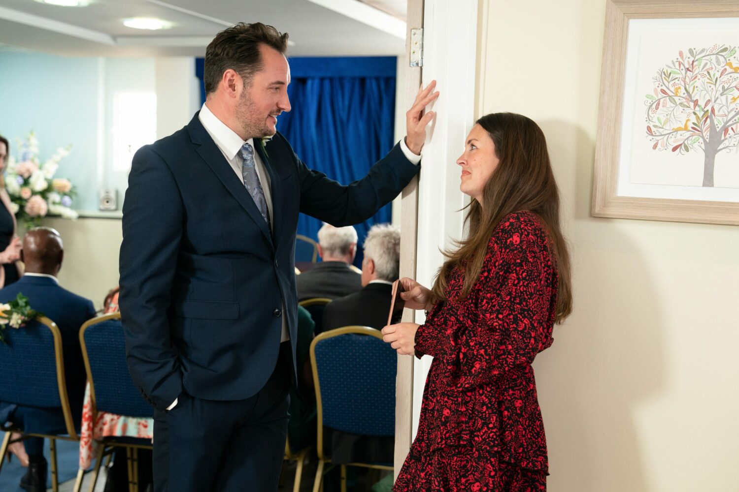 Stacey talks to Martin on EastEnders