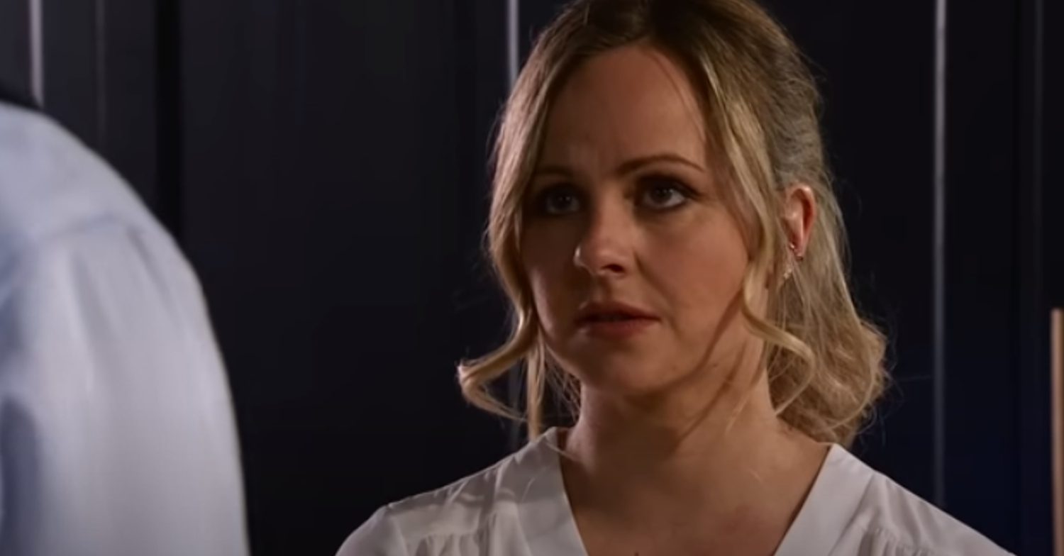 Coronation Street's Sarah is looking guilty