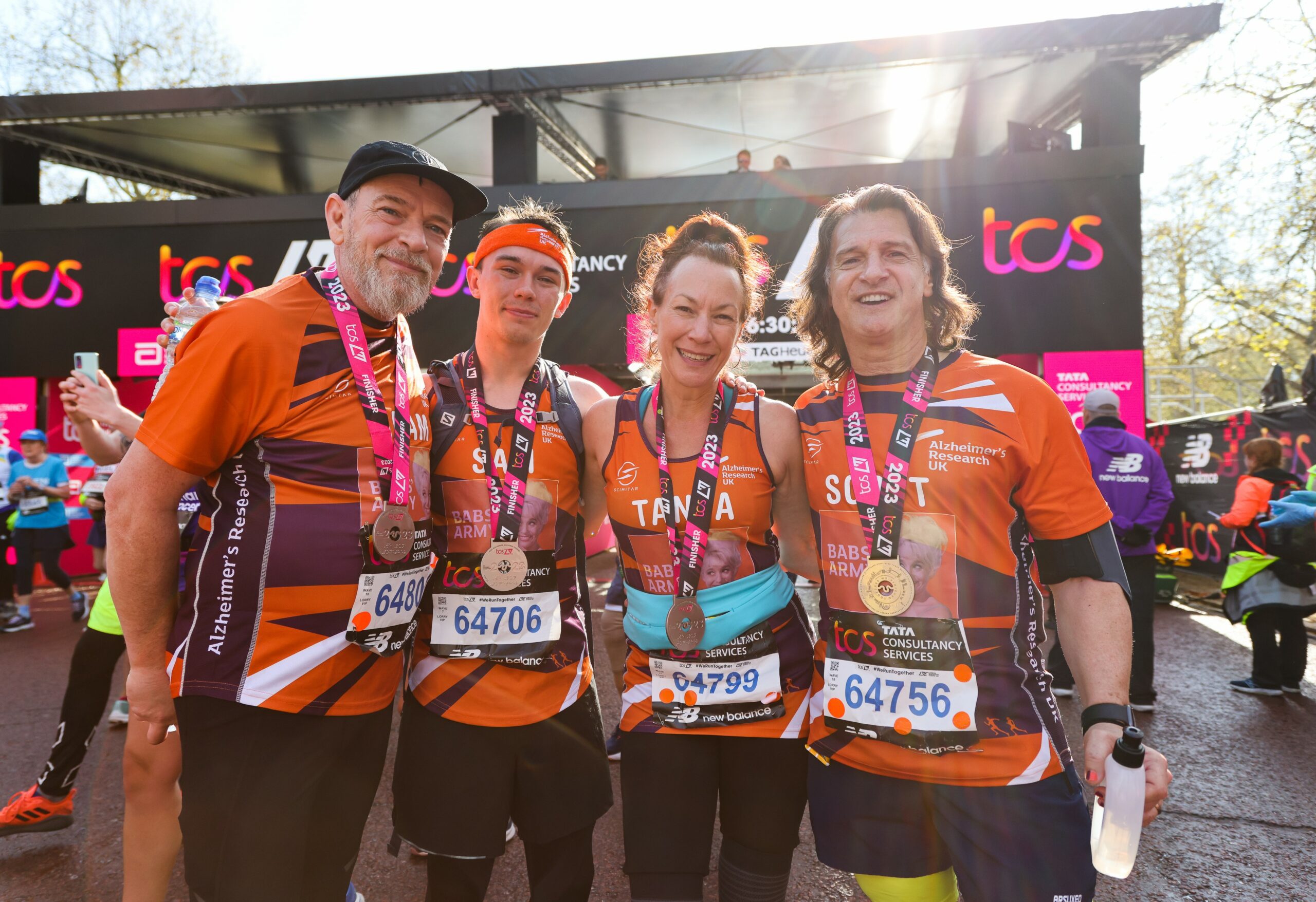 Tanya Franks and Scott Mitchell during London Marathon