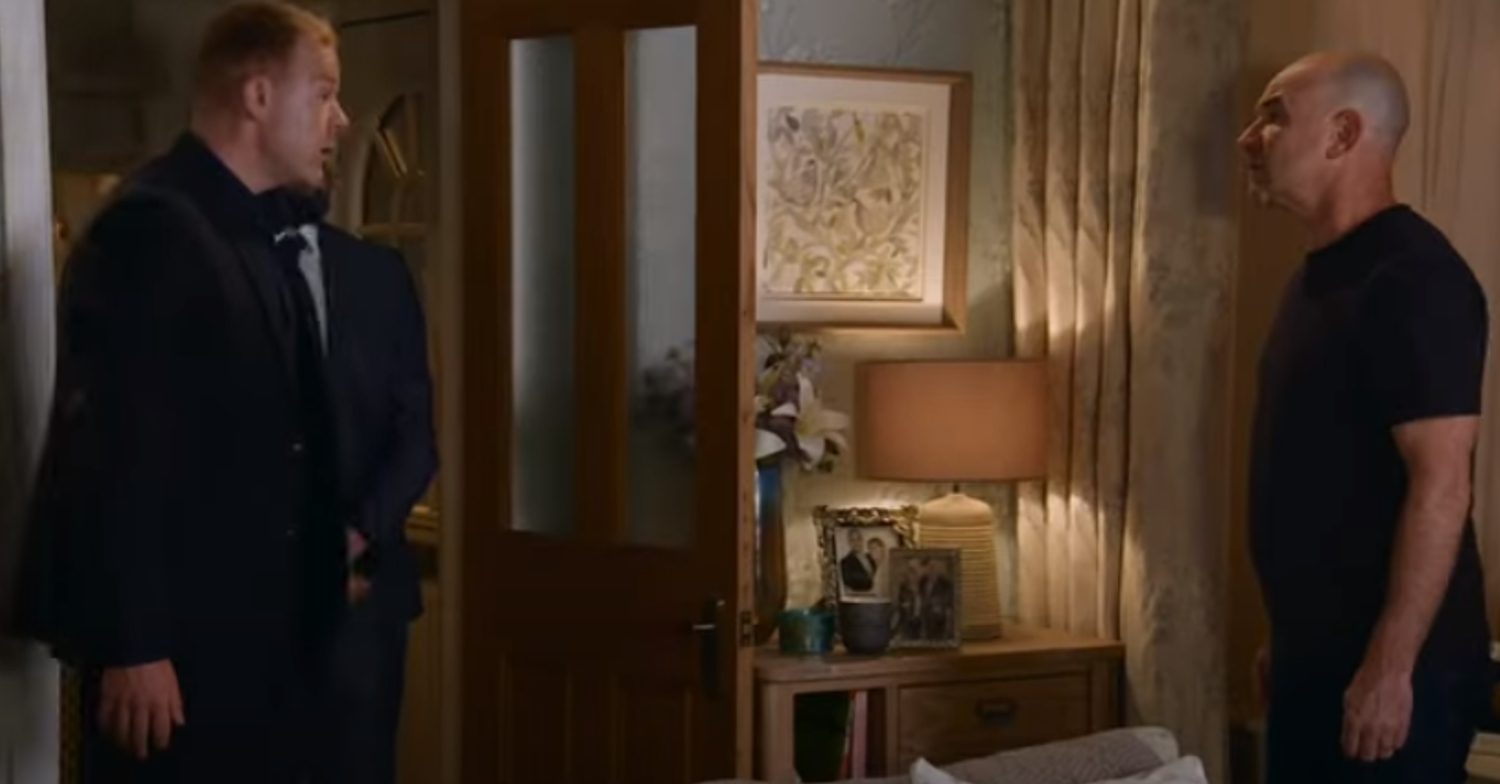 Coronation Street's Craig is arresting Tim