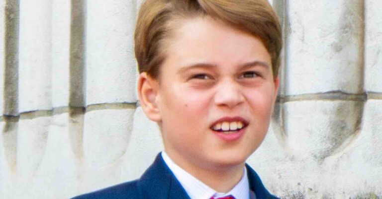 Prince George releases official picture for 10th birthday