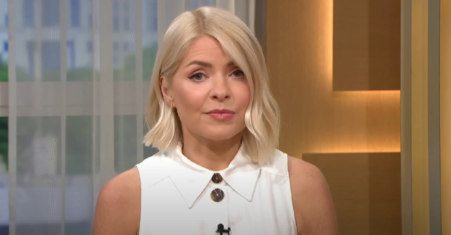 Holly Willoughby speaking to the camera on This Morning