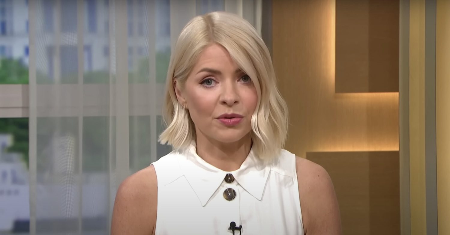 Holly Willoughby speaking to viewers on This Morning