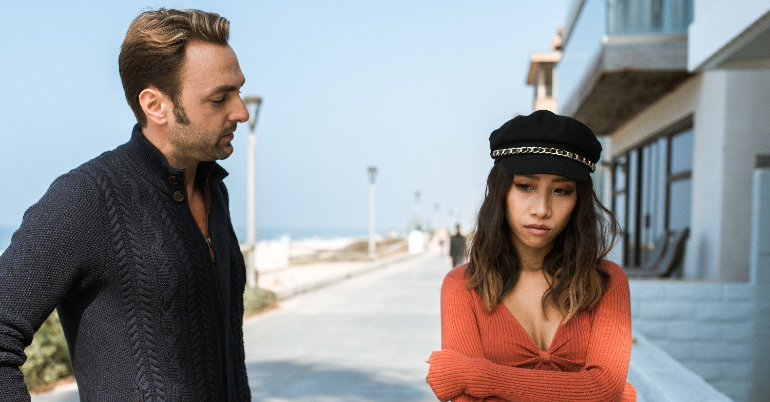 Woman and man arguing 