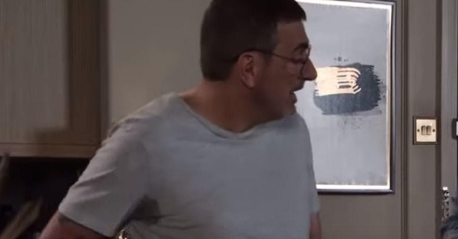 Coronation Street's Peter has sweaty armpits