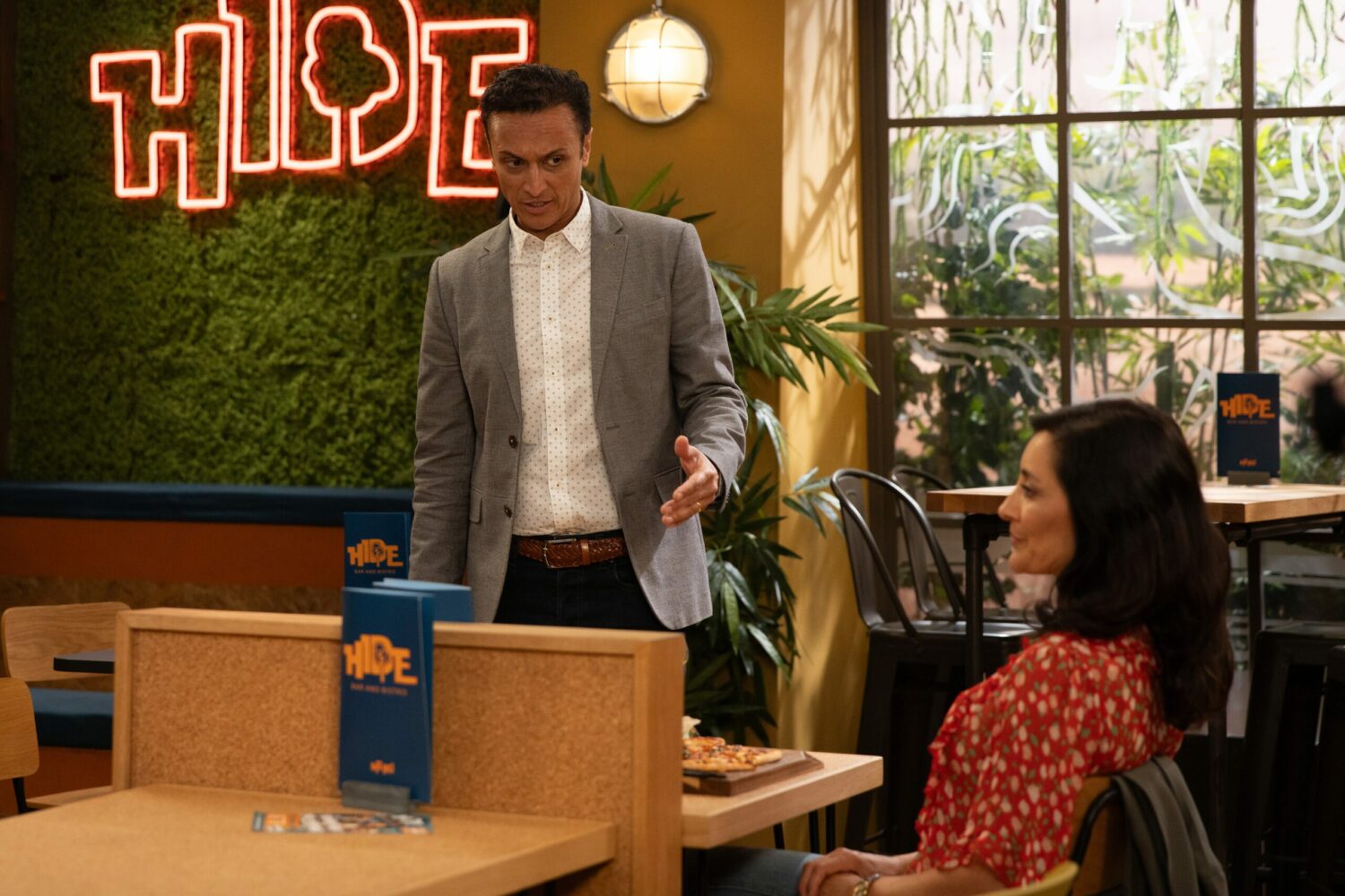 Jai Sharma pleads with Manpreet in the Hide