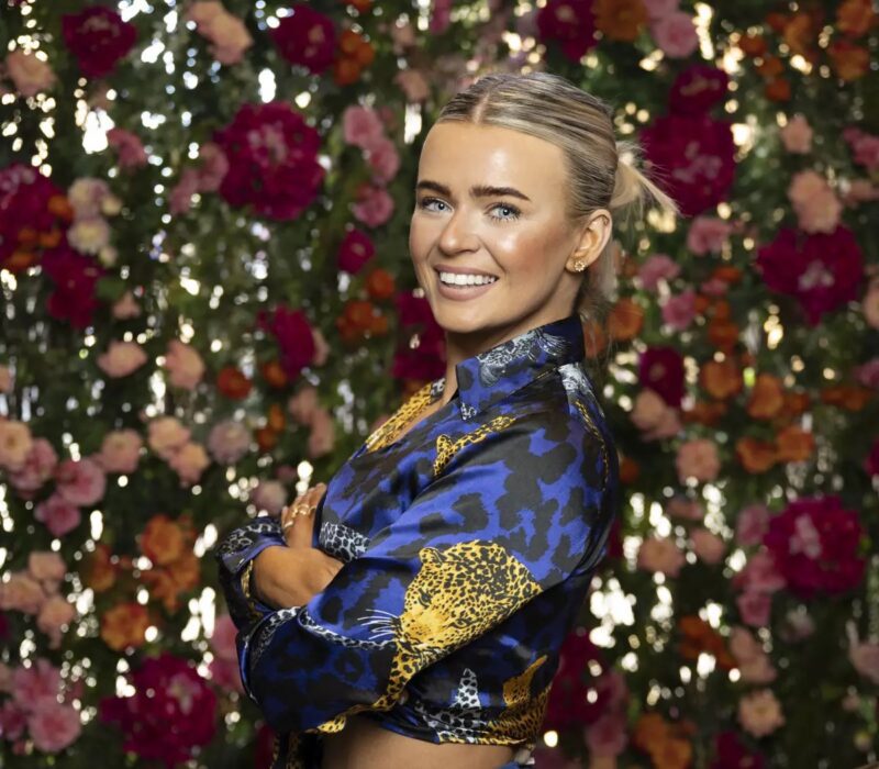 Ultimate Wedding Planner star
