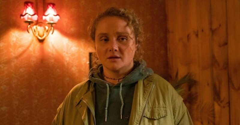 Danielle Macdonald as Helen Chambers looks concerned in The Tourist series 2