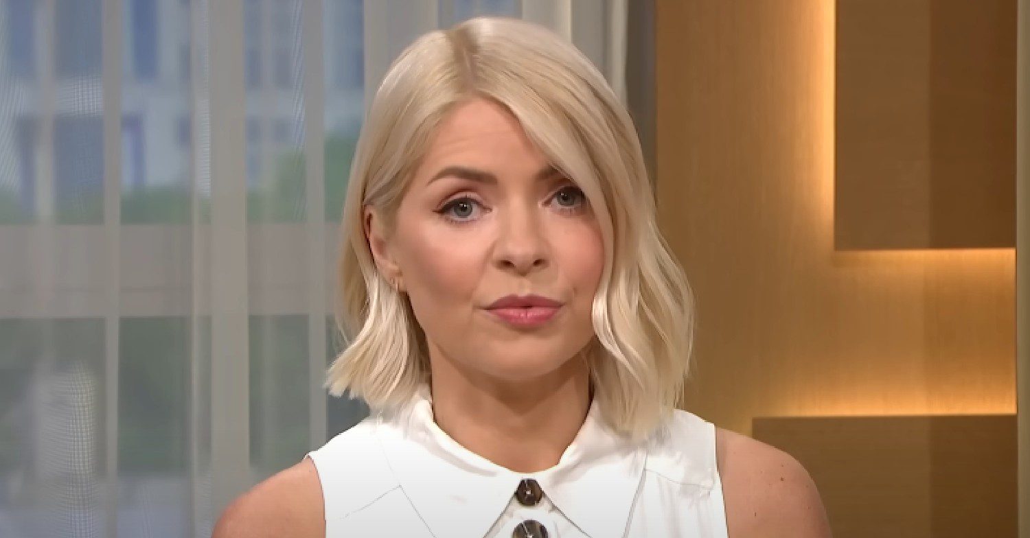 Holly Willoughby talking to This Morning viewers