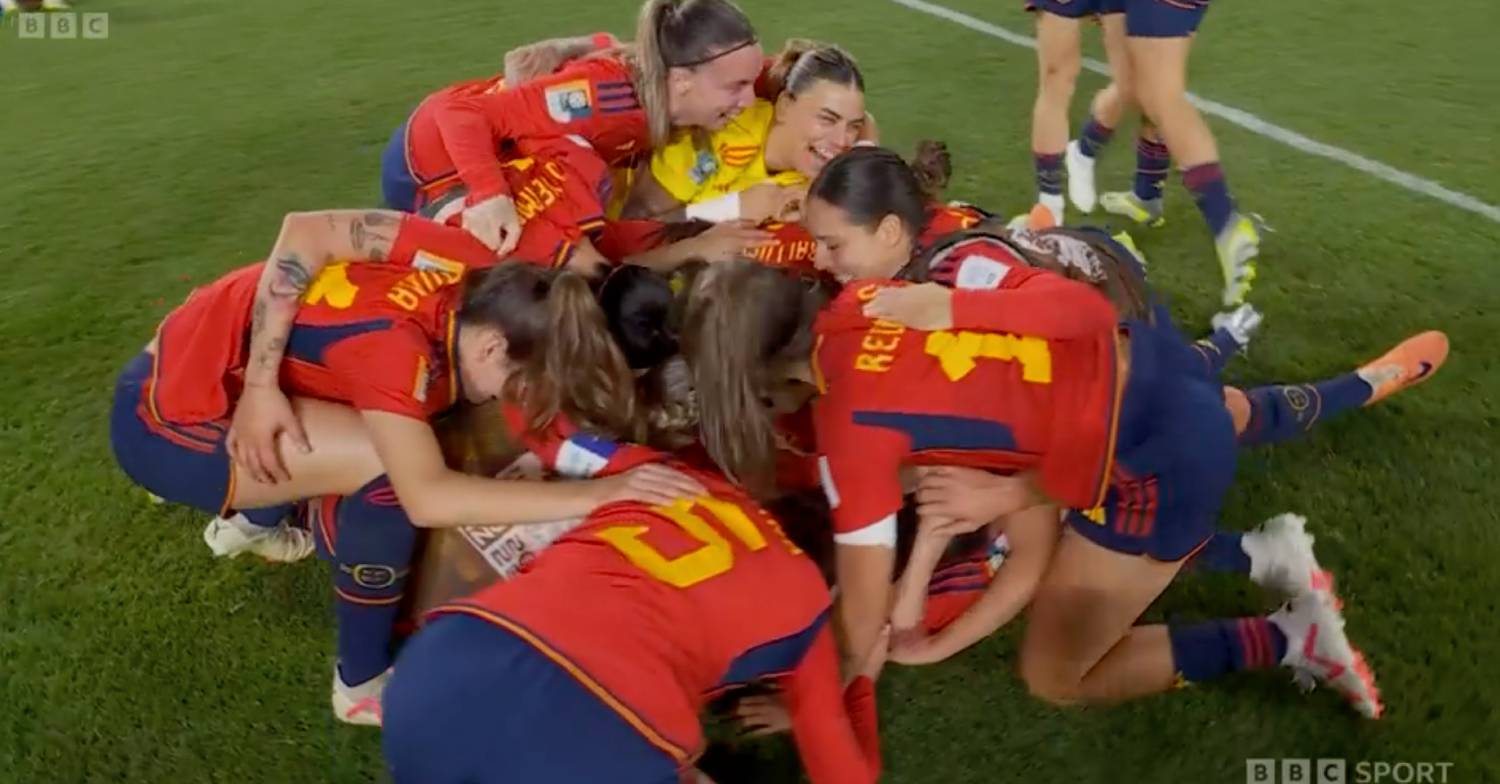 Spain pile on following their World Cup final win against the Lionesses