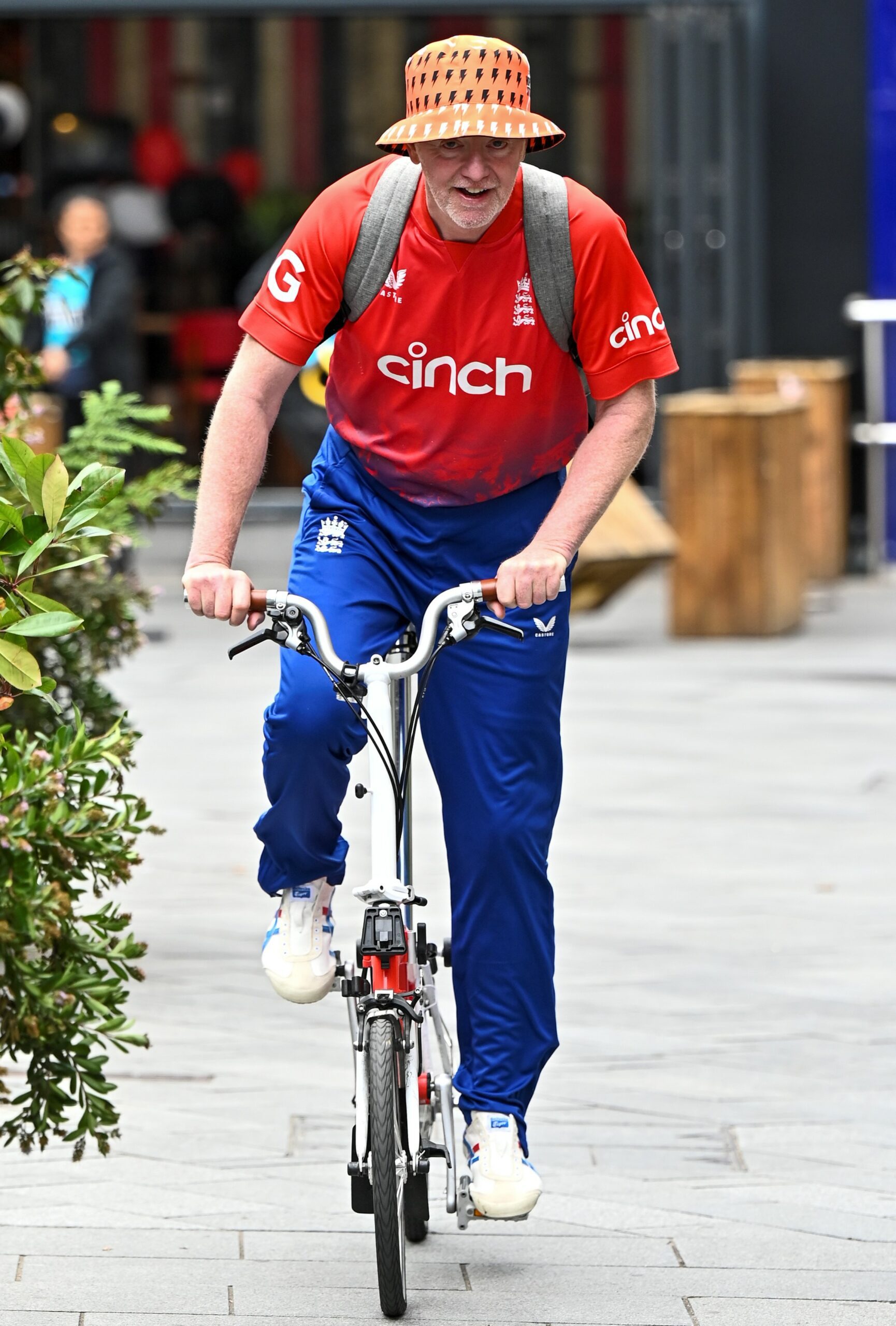 Chris Evans riding a bike
