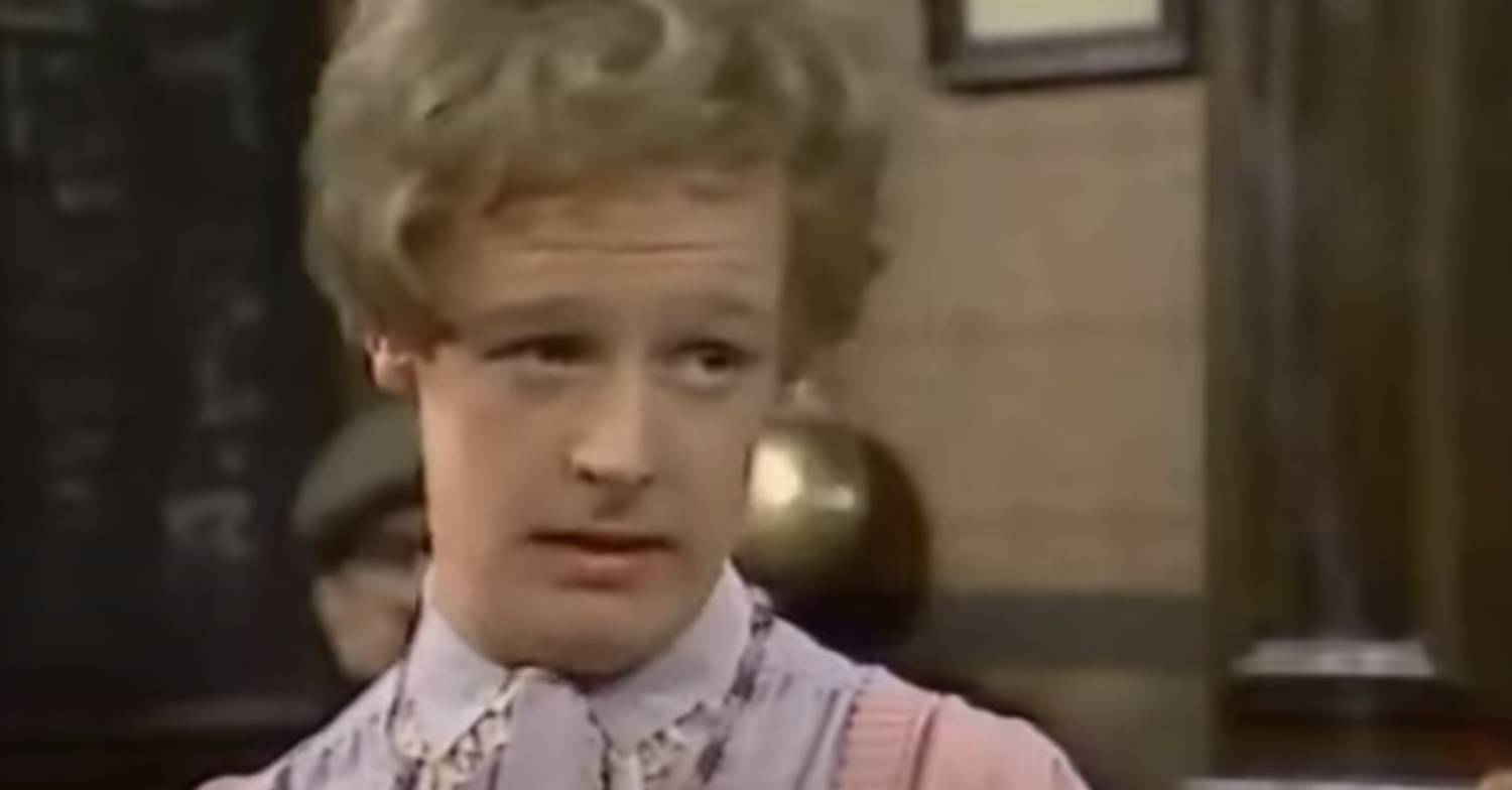 Les Dennis doing his impression of Mavis from Corrie