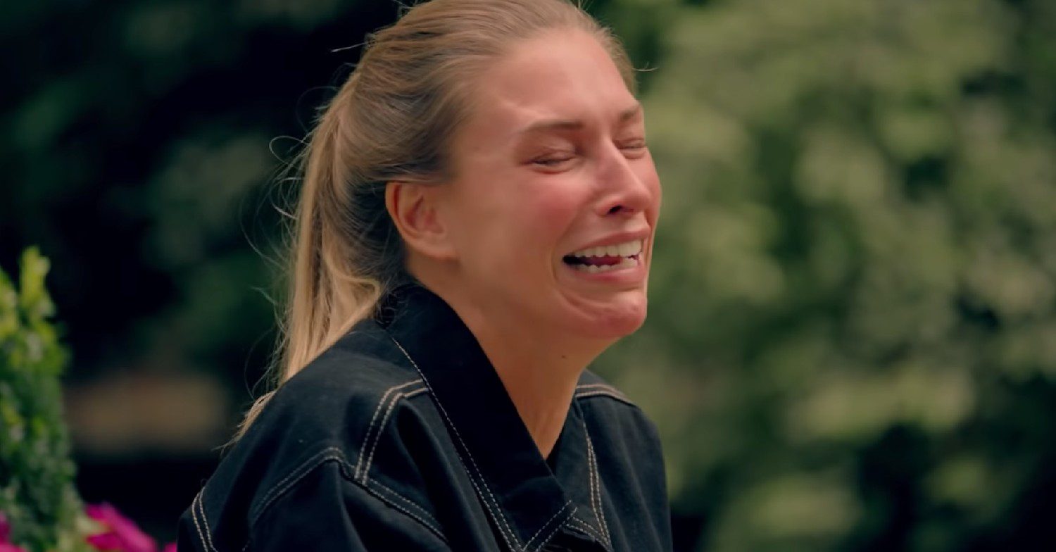 Zara McDermott crying 