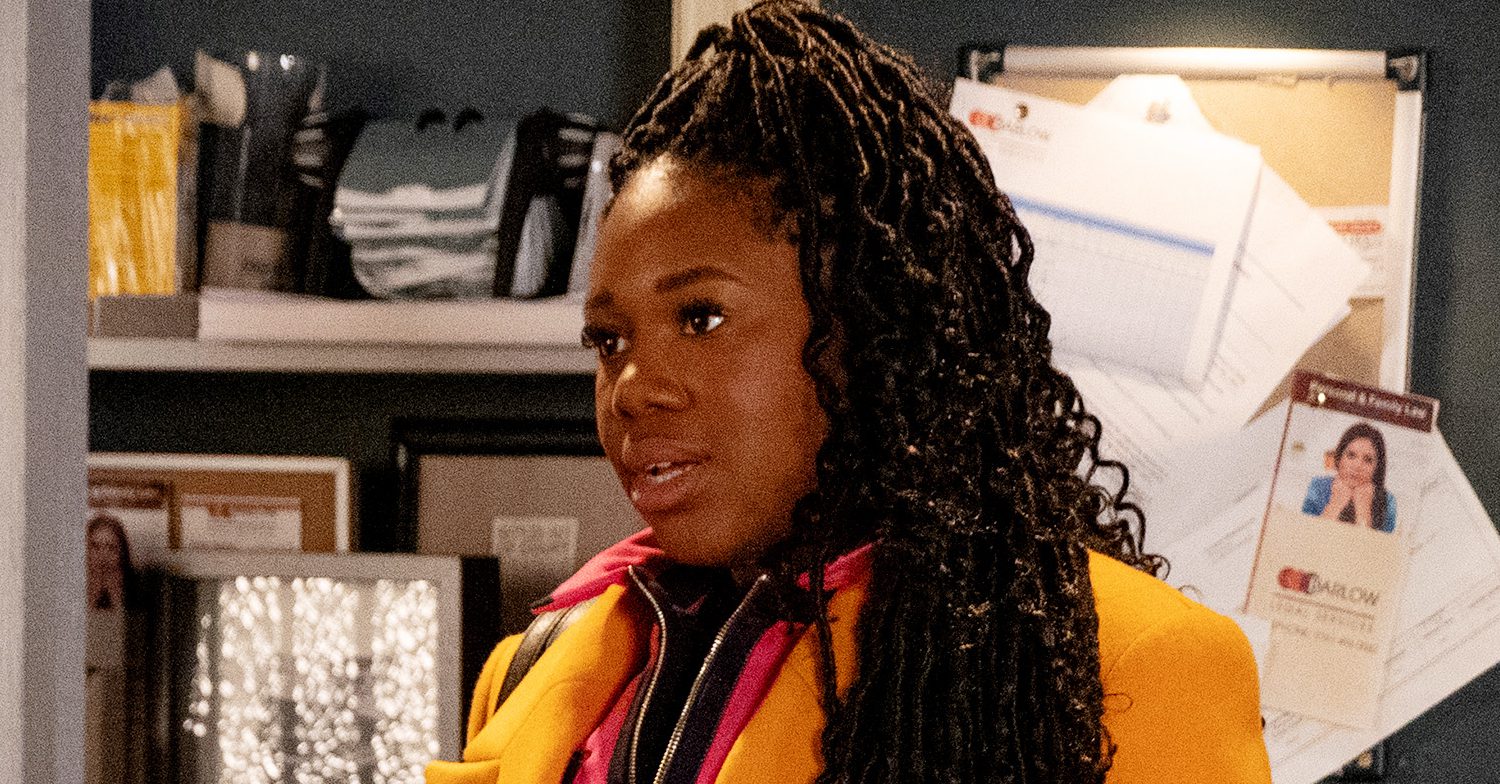 Coronation Street's Dee-Dee is serious