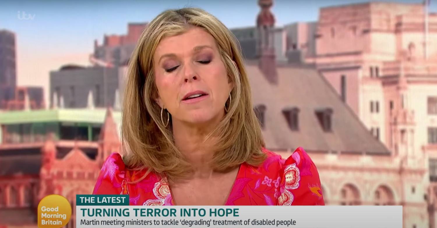 Kate Garraway closes her eyes