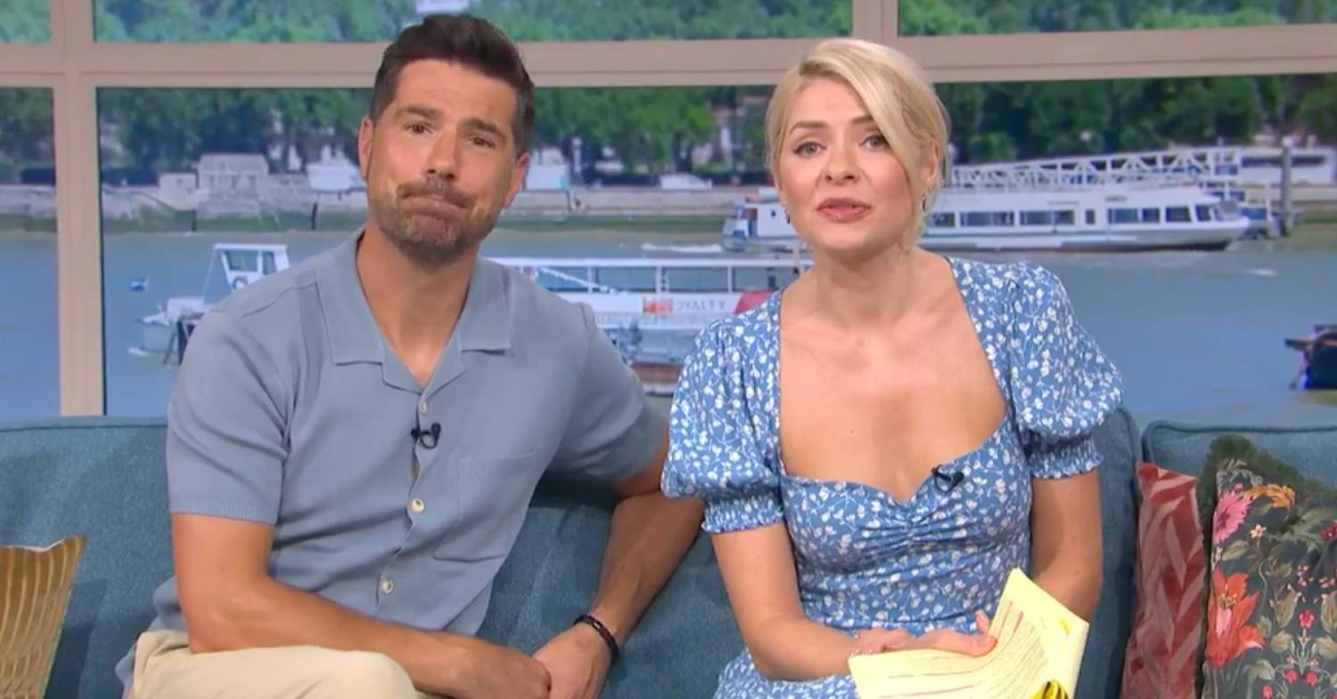 Holly Willoughby sitting next to Craig Doyle on This Morning
