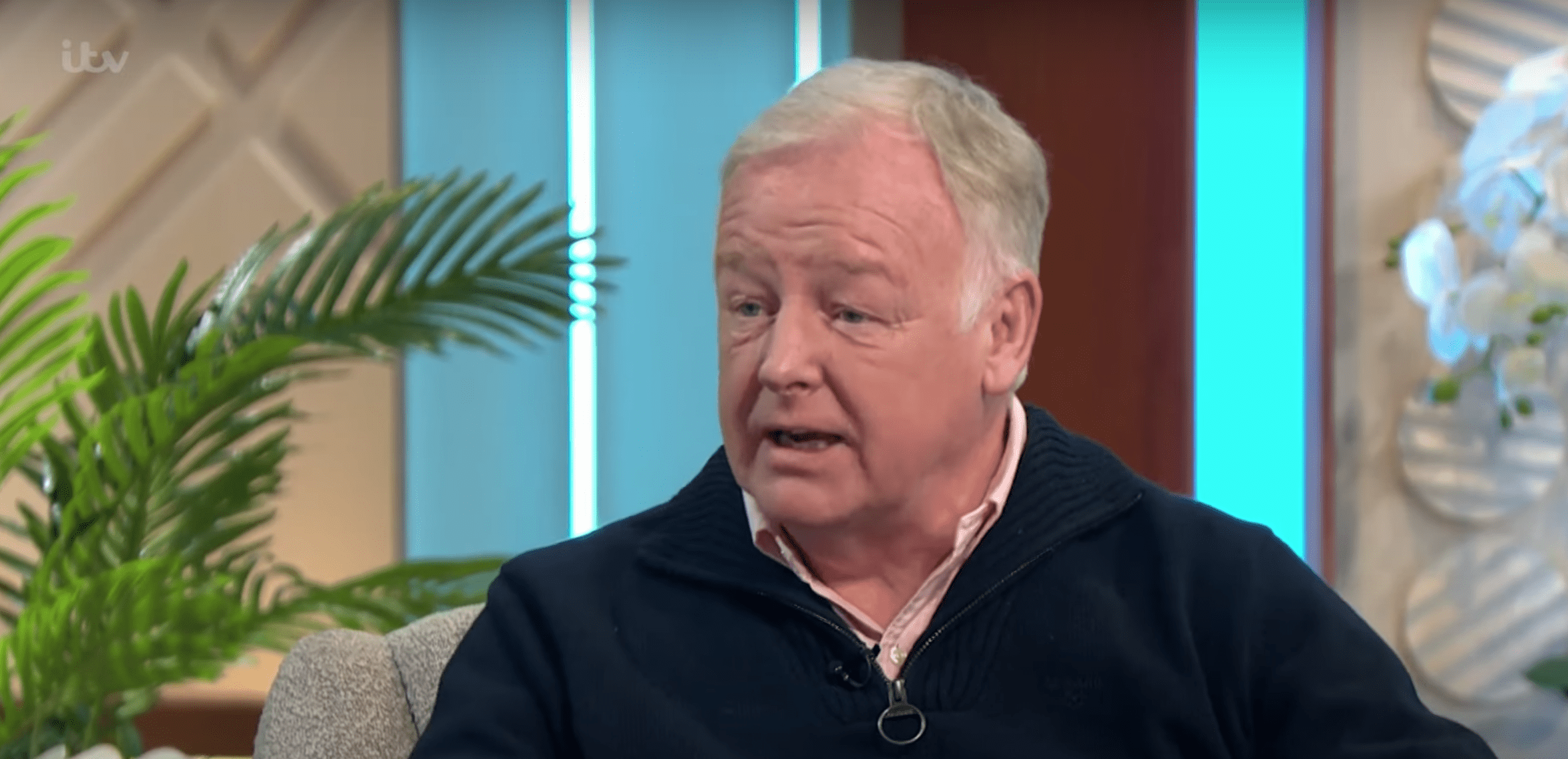 Les Dennis