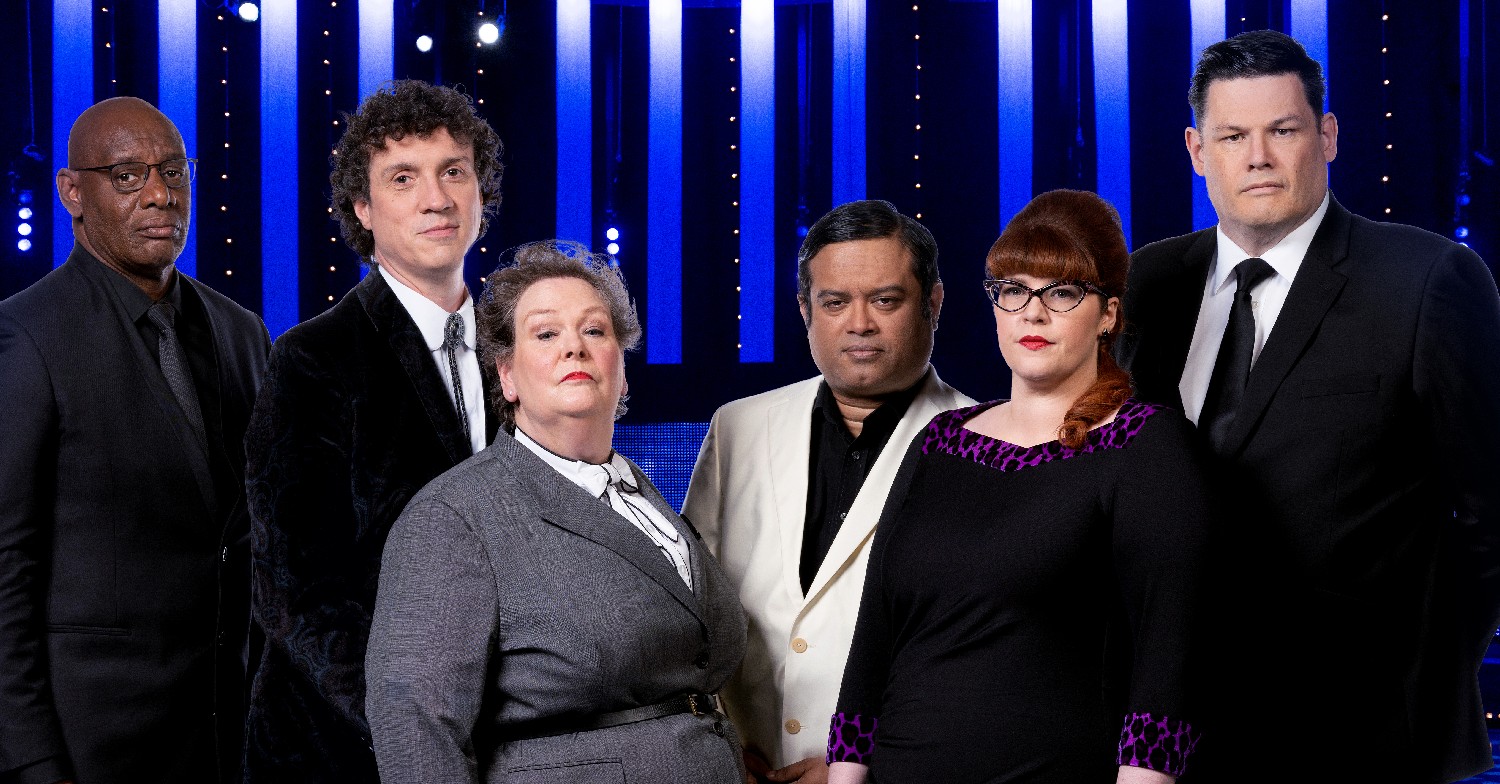 Shaun Wallace, Darragh Ennis, Anne Hegerty, Paul Sinha, Jenny Ryan and Mark Labbett on The Chase