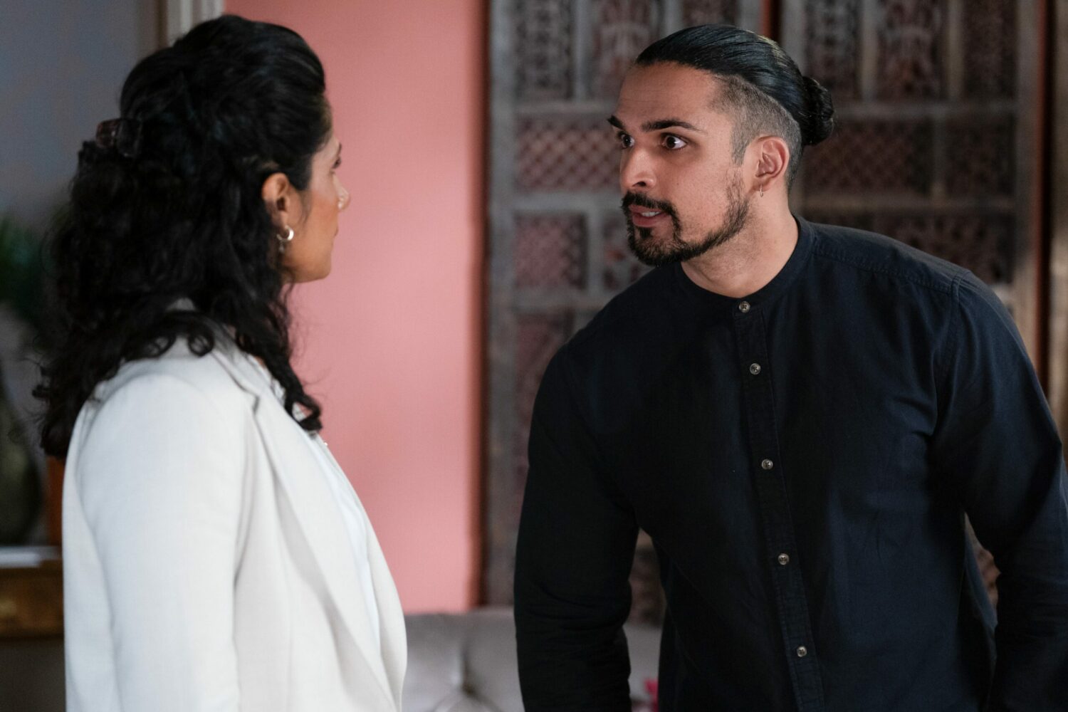 Furious Ravi threatens Suki in EastEnders