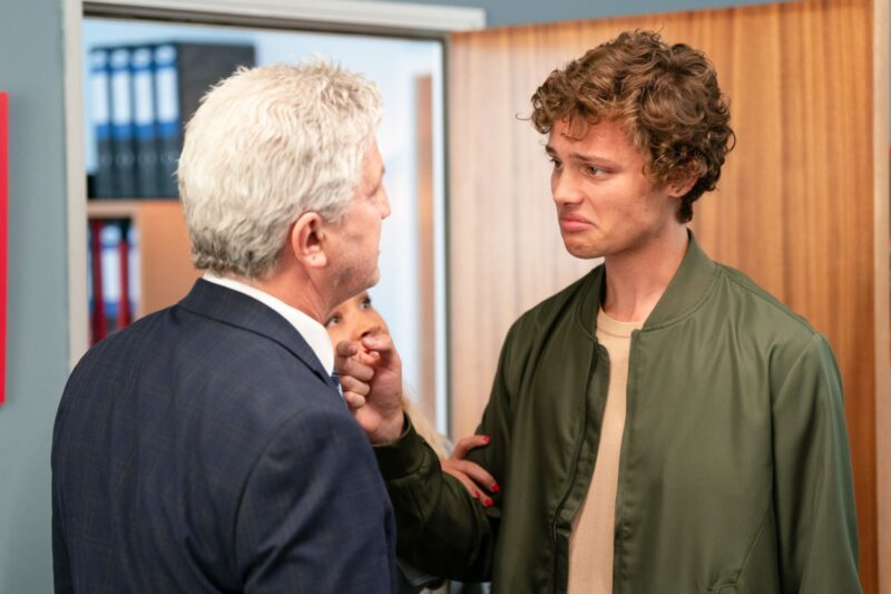 Freddie confronts Graham Foster on EastEnders