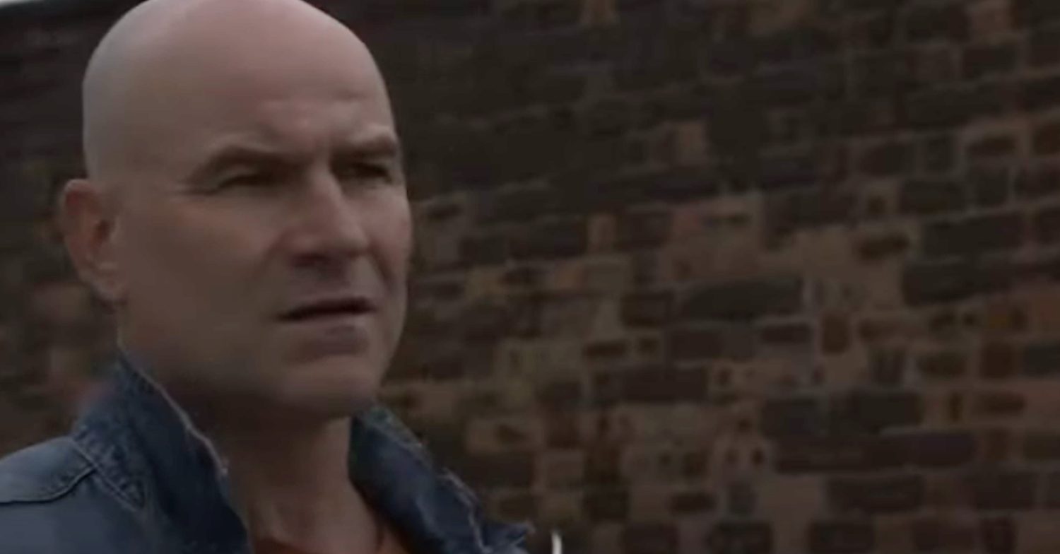Coronation Street's Tim is spying on Stephen