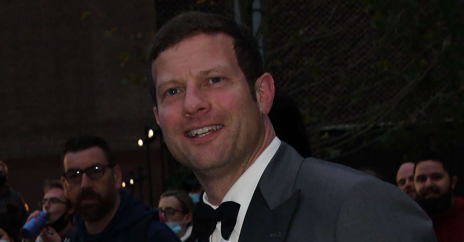 Dermot O'Leary smiling at event