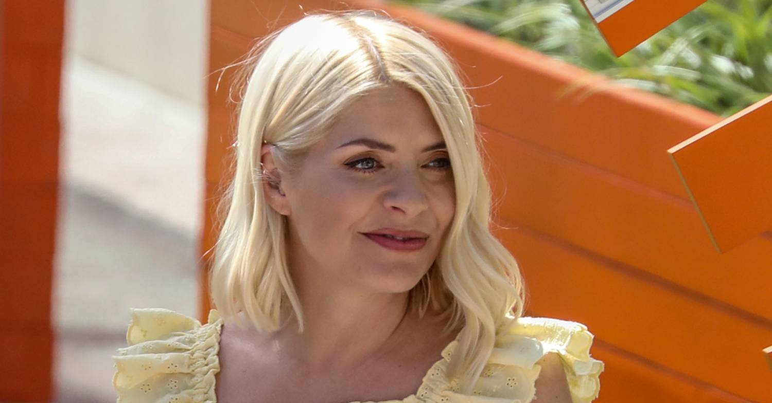 Holly Willoughby turns to her side