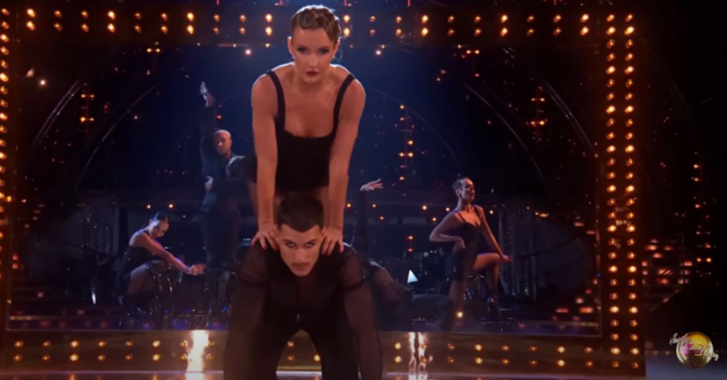 Helen Skelton and Gorka performing on Strictly