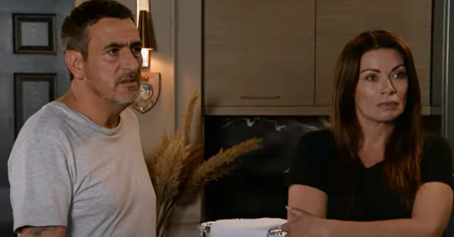 Coronation Street's Peter and Carla are in the flat