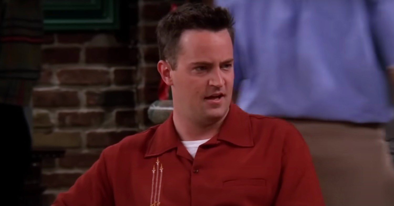 Actor Matthew Perry as Chandler Bing in Friends stat in Central Perk