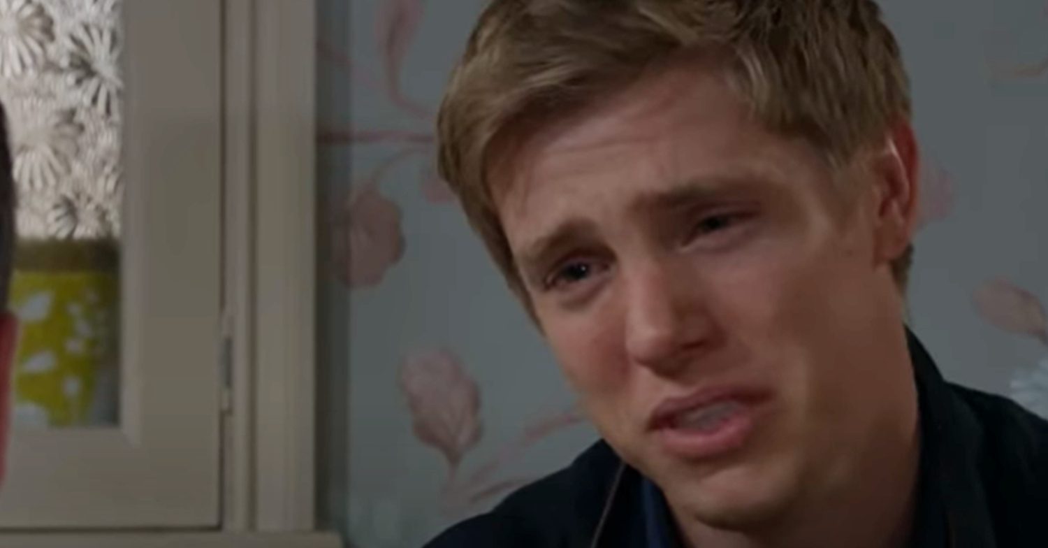 Emmerdale's Robert is crying
