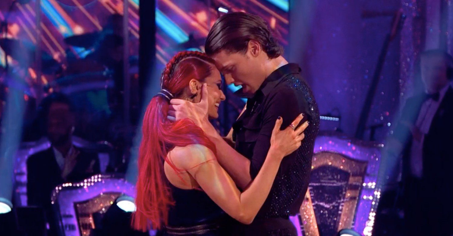 Strictly star Bobby and Dianne dancing