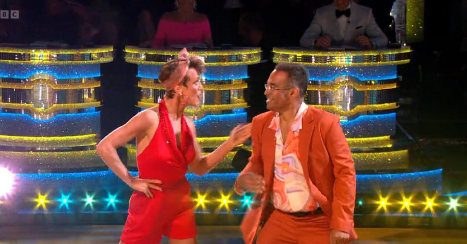 Krishnan and Lauren dancing during week 1 of Strictly