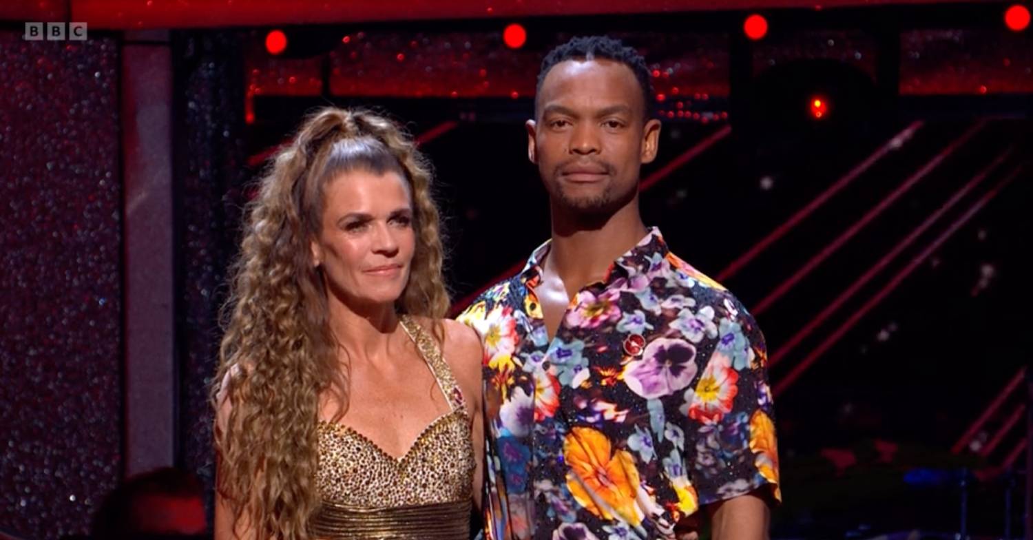 Strictly star Annabel Croft looks concerned alongside partner Johannes on the live show