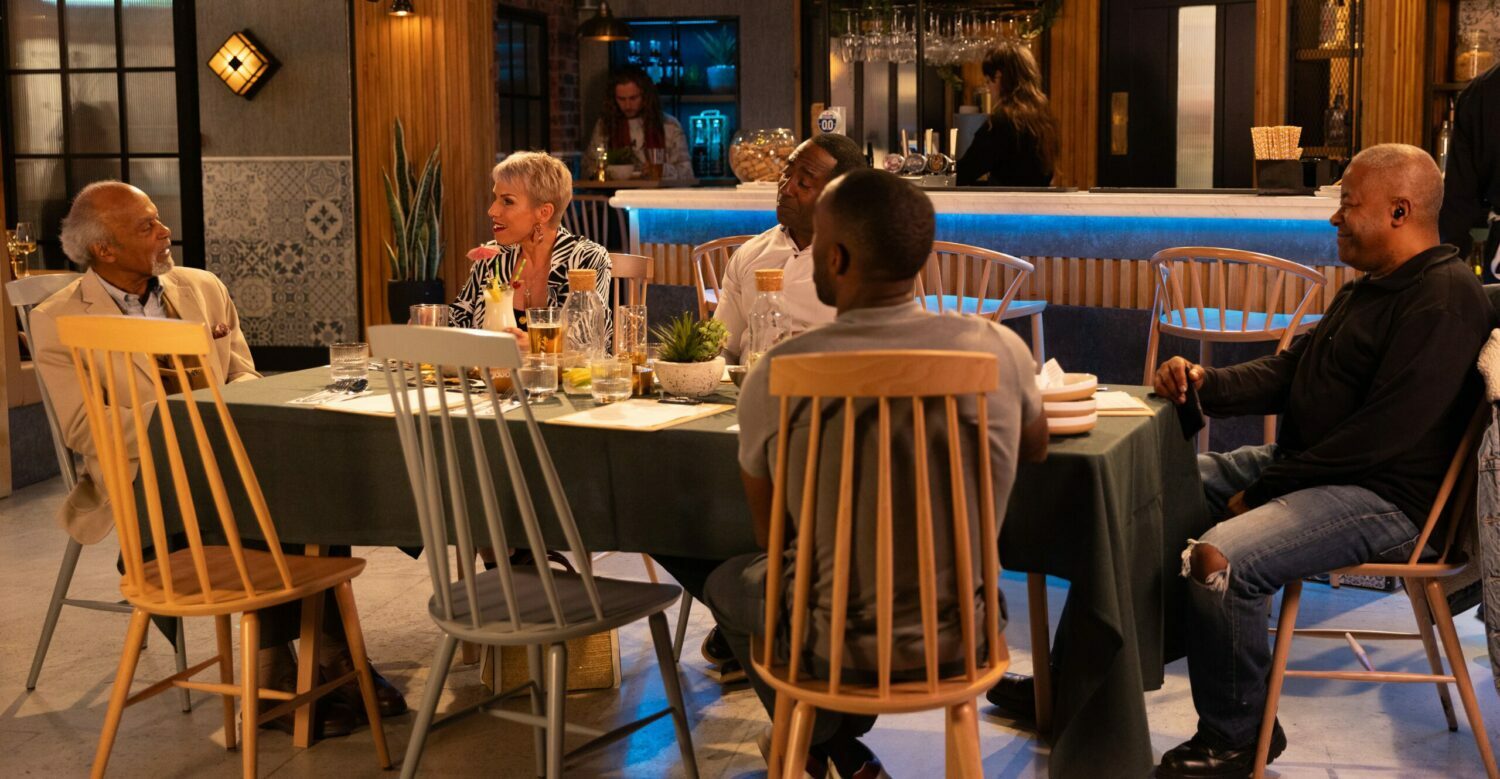 Coronation Street spoilers: Sarge, Debbie, Ronnie, Ed and Michael have dinner at the bistro