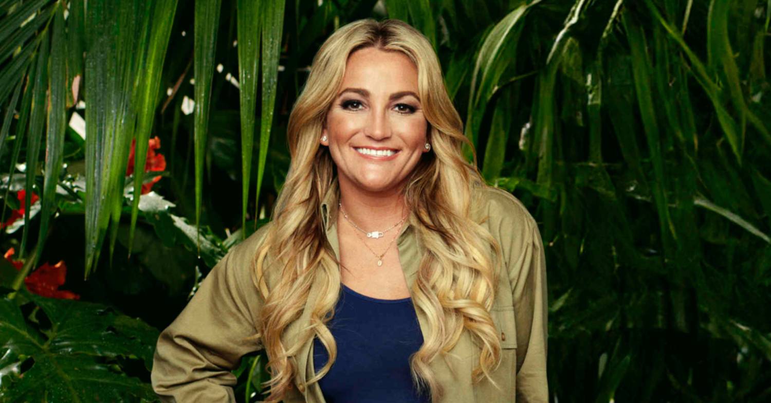 Jamie Lynn Spears poses in their I'm A Celebrity campmate costume