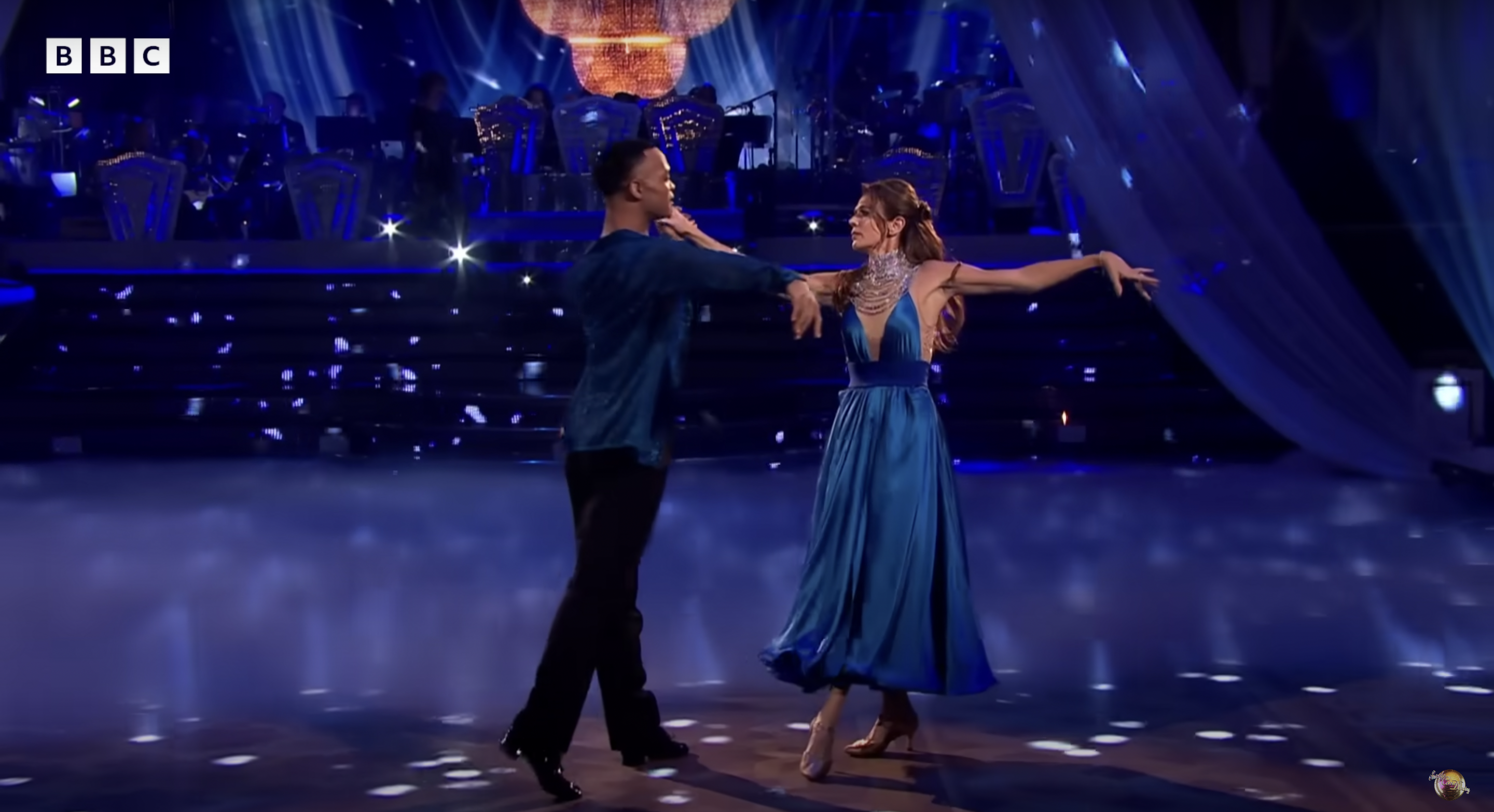 Johannes Radebe and Annabel Croft dancing