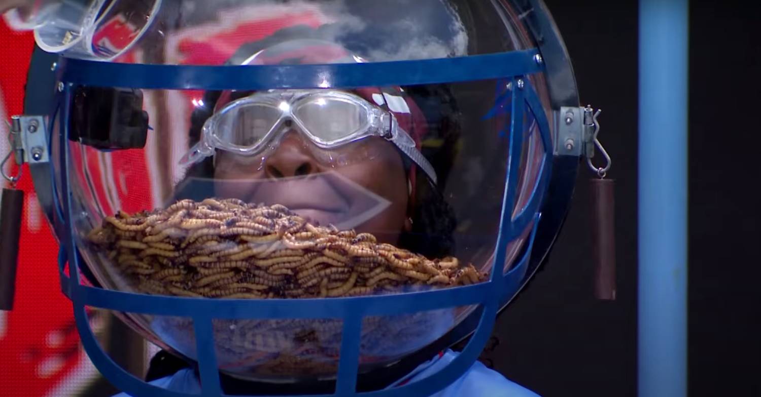 Nella Rose does a challenge