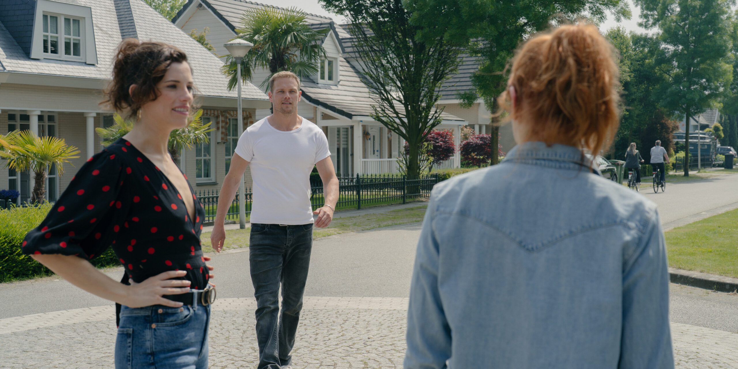 The Couple Next Door episode 1