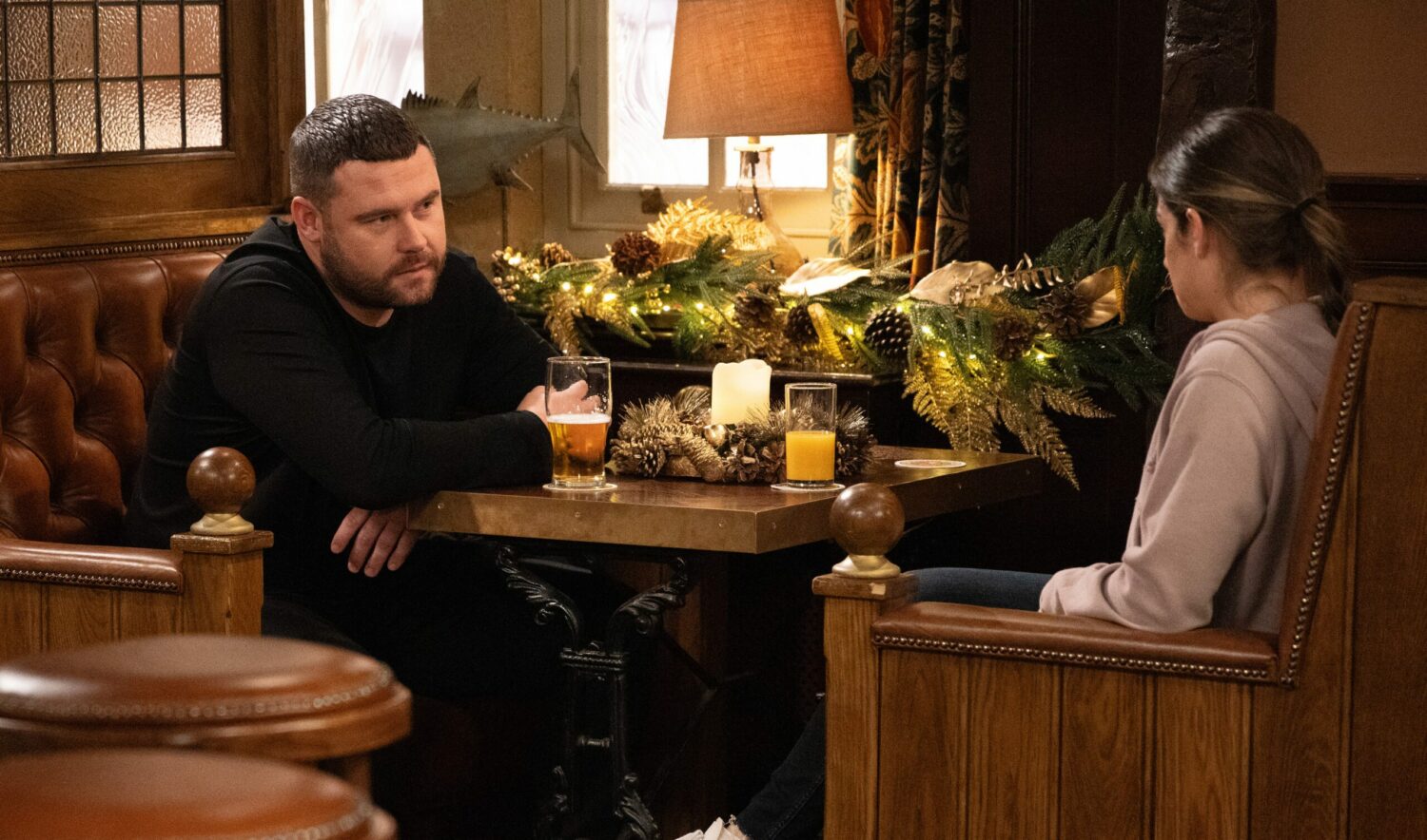 Aaron talks to Victoria on Emmerdale