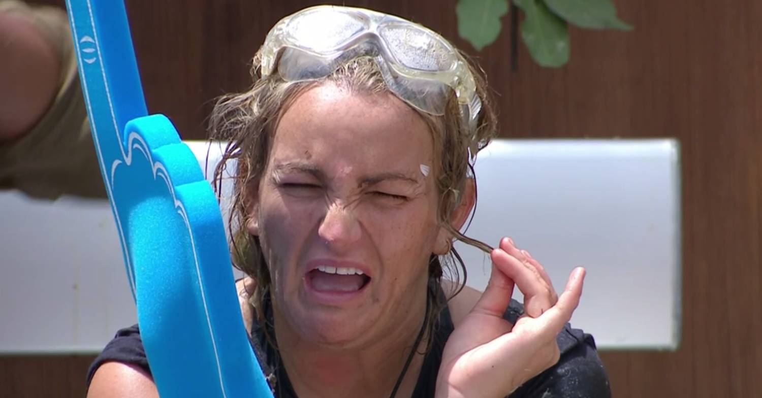 Jamie Lynn Spears grimaces