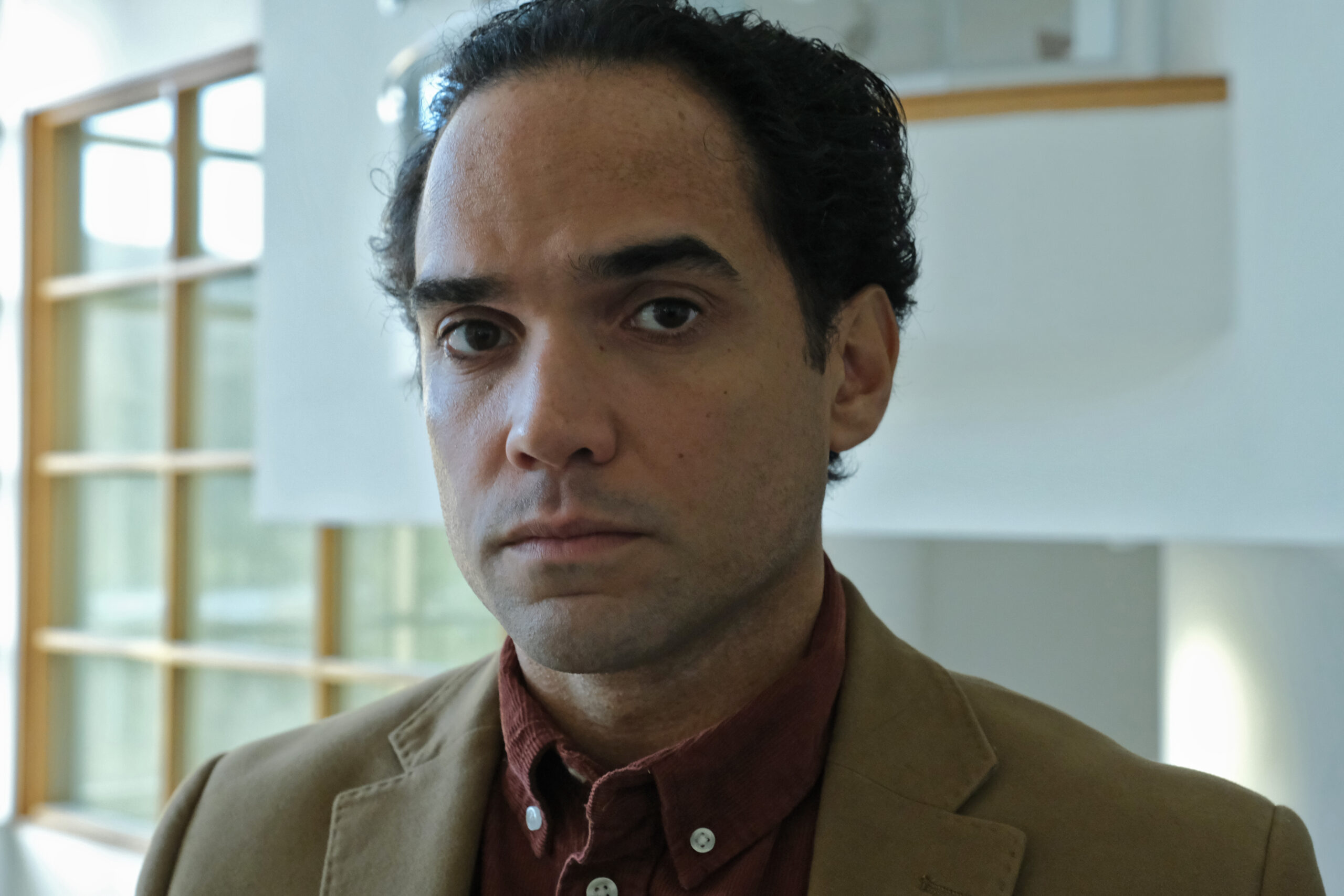 Reece Ritchie as Richard in Platform 7