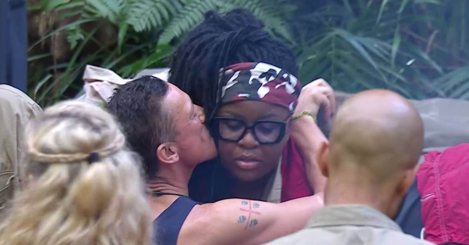 Frankie Dettori kisses Nella Rose